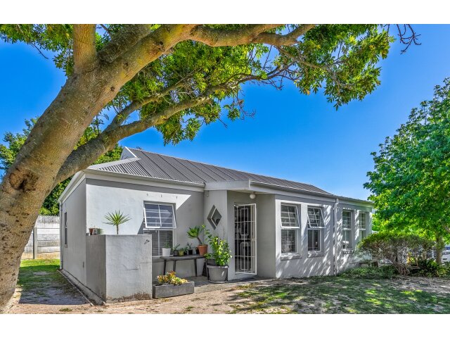<!--[if BLOCK]><![endif]--> 54 Mulberry Gardens Cedarwood Street, Goedemoed, Durbanville <!--[if ENDBLOCK]><![endif]-->